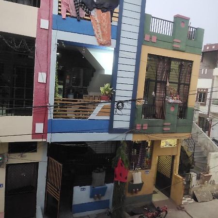 Yashu Guest House Ujjain Exterior foto